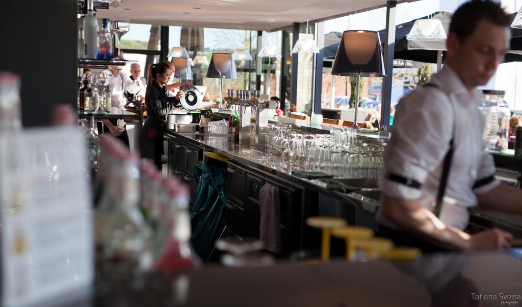 Hotel Verviers Van Der Valk Bagian luar foto